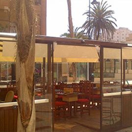 Tecnipuertas Málaga puerta restaurante